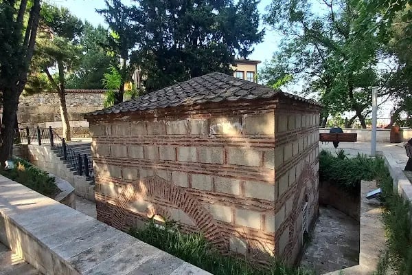 Okçu Baba Türbesi - Resim 9