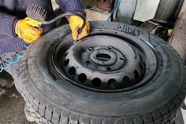 Celik Oto Lastik 7/24 Lastikci - Resim 15