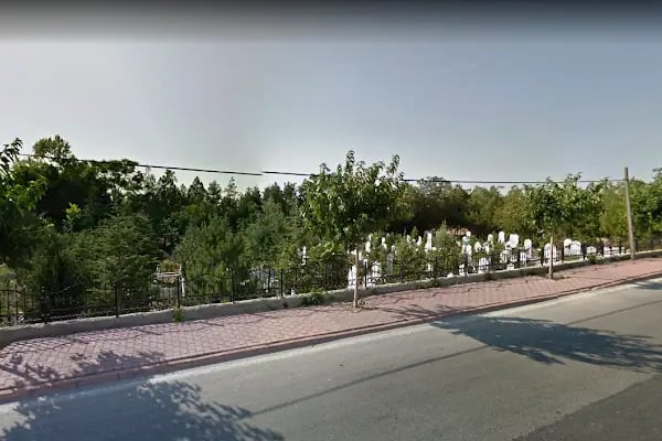 Yağbasan Mezarlığı - Resim 6