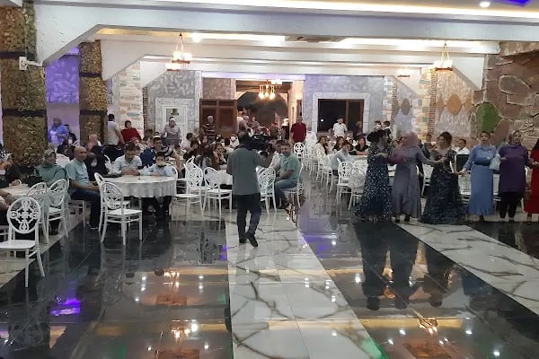 CEMRE DÜGÜN SALONU ALMİRA PLAZA GAZİANTEP ŞELALERİ UYGUN LÜKS SALON - Resim 8