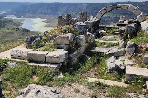 Apollon Lairbenos Tapınağı - Resim 19