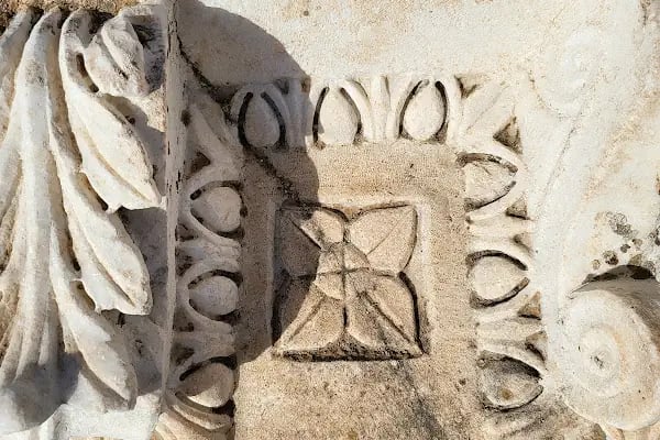 Apollon Lairbenos Tapınağı - Resim 7