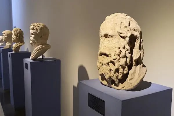 Bergama Arkeoloji Müzesi - Resim 15