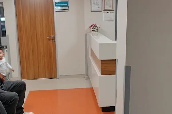 Özel Akbak Çocuk Sağlığı ve Hastalıkları Merkezi - Resim 3