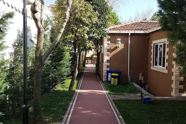 Nazif hafize Hançer Parkı - Resim 7