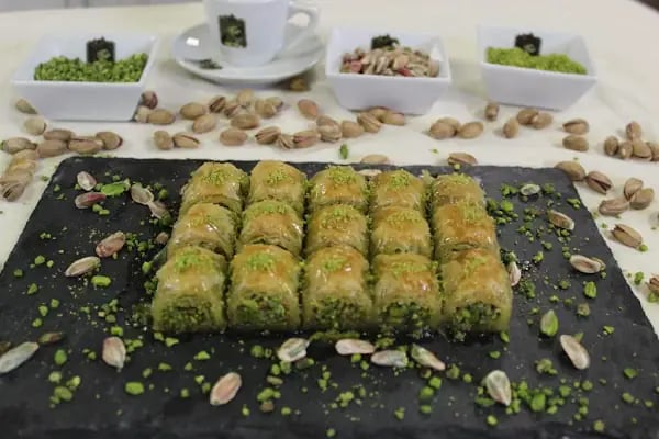 Yüzde yüz Antep baklavaları Aliağa - Resim 12