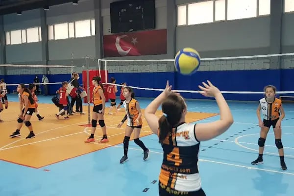 TOFAŞ ATAŞEHİR BASKETBOL ve VOLEYBOL OKULLARI - Resim 5