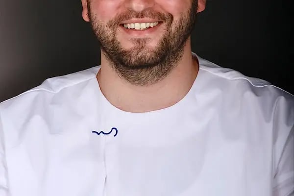 Dt. Ahmet Can Üzümcüoğlu, Diş Hekimi - Resim 13