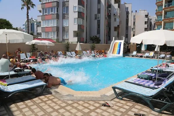 Grand Bayar Beach Hotel - Resim 6