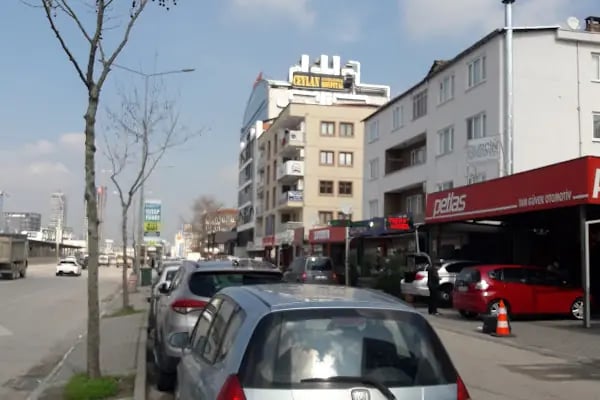 PETLAS-Tam Güven Otomotiv - Resim 3