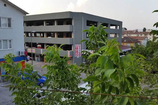 Kapalı otopark - Resim 2