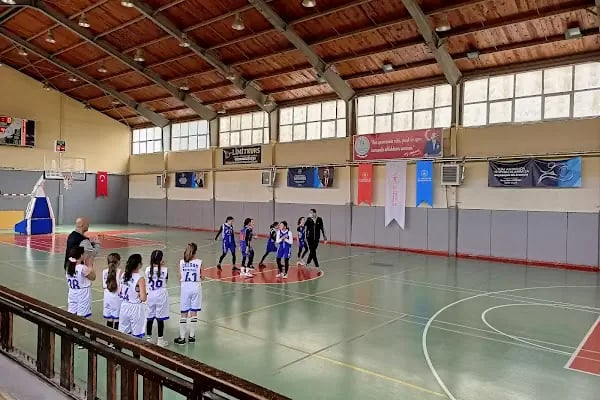 İzmir kamp ve eğitim merkezi - Resim 1