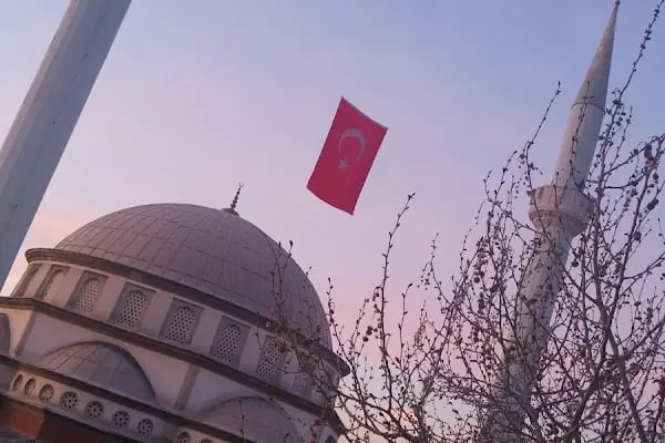 İmam Hatip Cami - Resim 17
