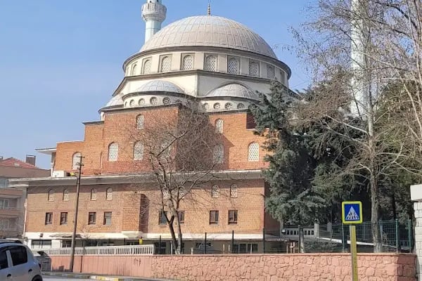İmam Hatip Cami - Resim 3