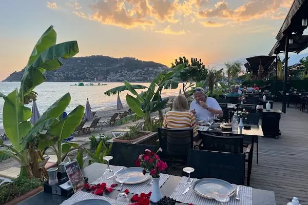 Costa Flamingo Lounge - Resim 9