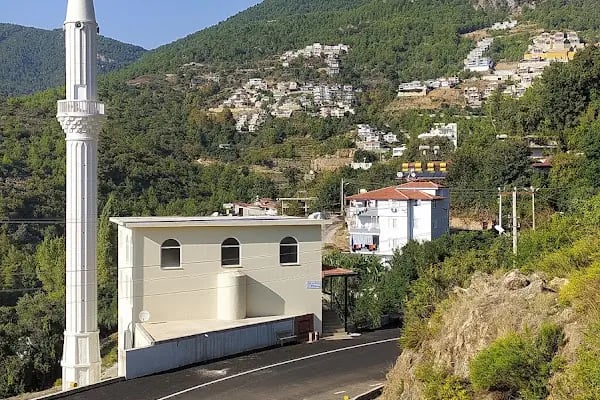 Kâmil Emine Benlidere Camii - Resim 2