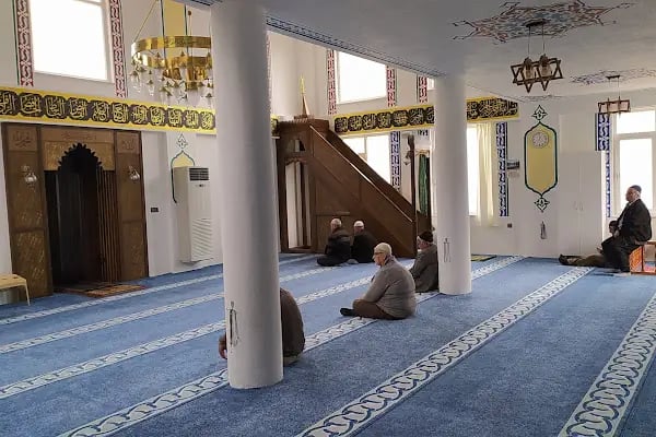 Kâmil Emine Benlidere Camii - Resim 3