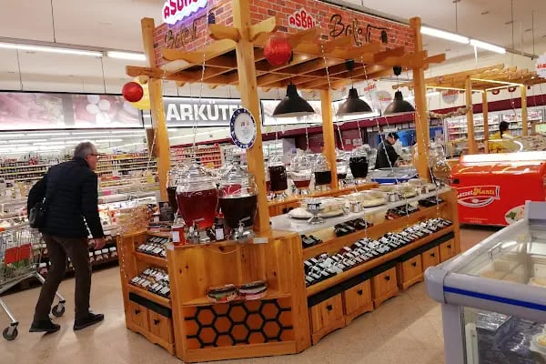 Özhan Marketler Zinciri - Geçit - Resim 4