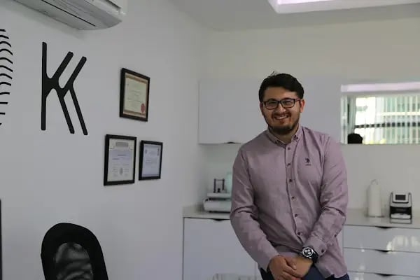 Uzman Dt. Kutay Karaca Muayenehanesi - Resim 3