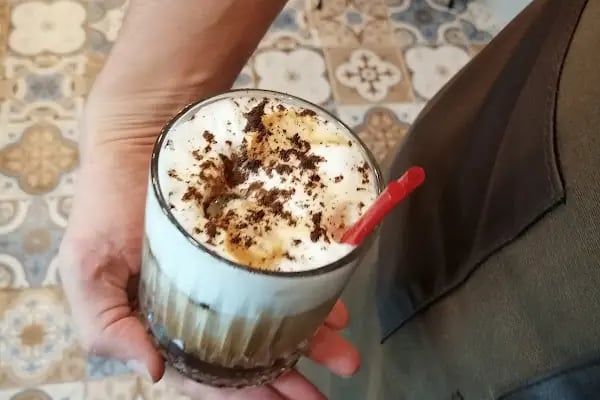 Cherie Coffee and Take Away - Resim 11