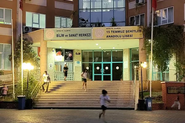 15 Temmuz Şehitler Anadolu Lisesi - Resim 2