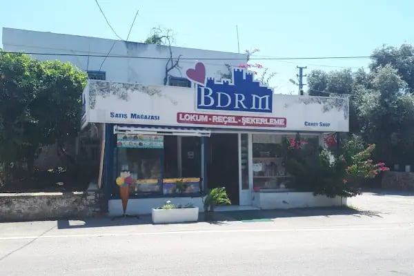 Elly Ceramics &amp; Gift Shop - Resim 3