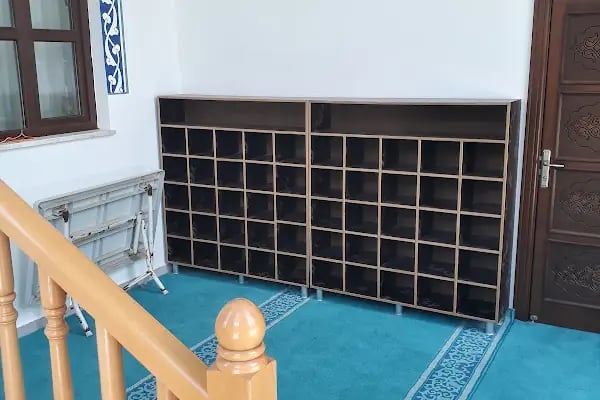 Hacıbaba Camii - Resim 11