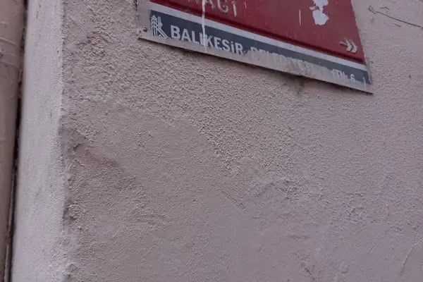 Altıeylül Ortaokulu - Resim 3