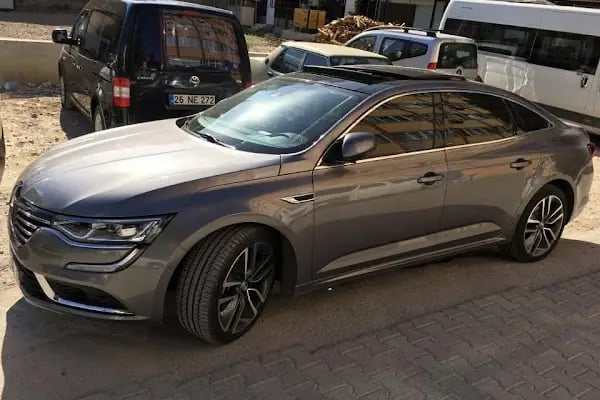 First Class Car Rental - Resim 7