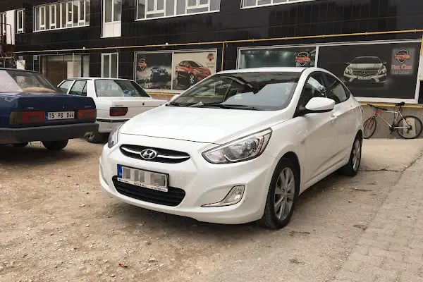 First Class Car Rental - Resim 9
