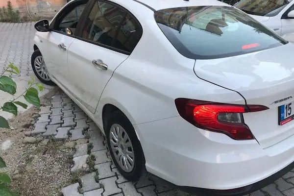 First Class Car Rental - Resim 5