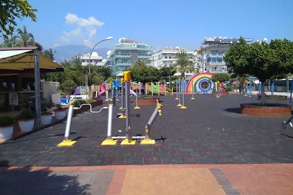 Abdurrahman Alaettinoğlu Parkı - Resim 15