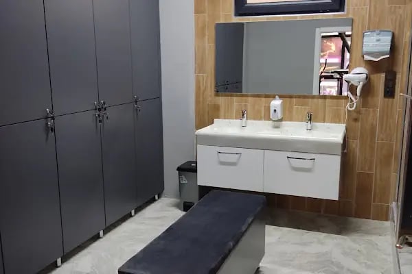 Premium Fit bayanlara özel spor salonu - Resim 15