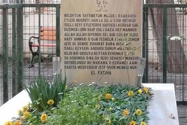 Zuhurat Baba Türbesi - Resim 16