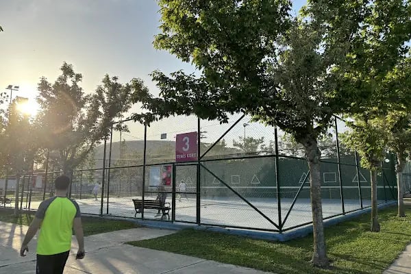İBB Tenis Çalışma Duvarı - Resim 1