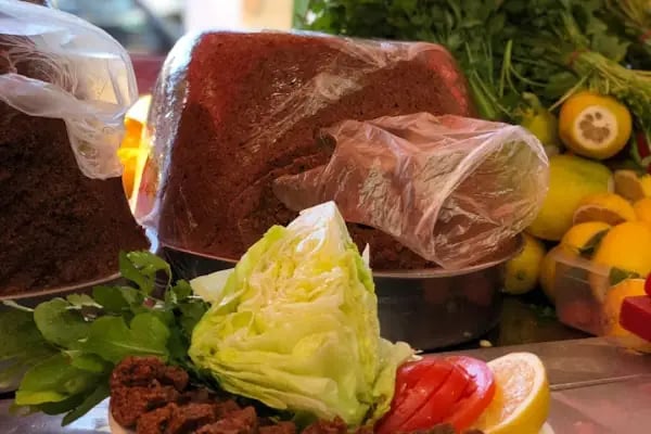 Meşhur Adıyaman Çiğköftecisi Osman Usta - Resim 3