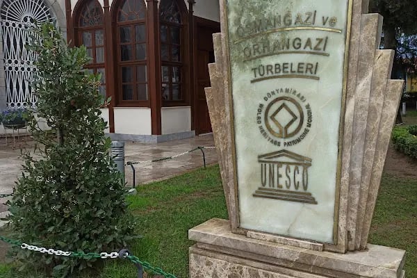 Orhan Gazi Türbesi - Resim 4