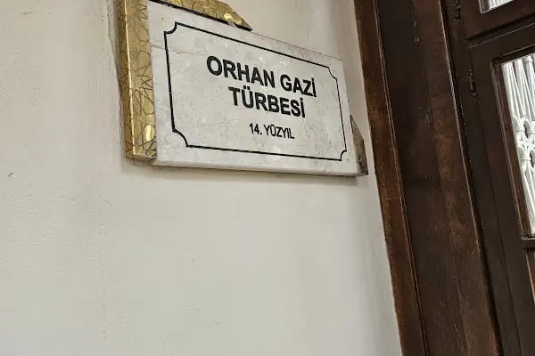 Orhan Gazi Türbesi - Resim 16