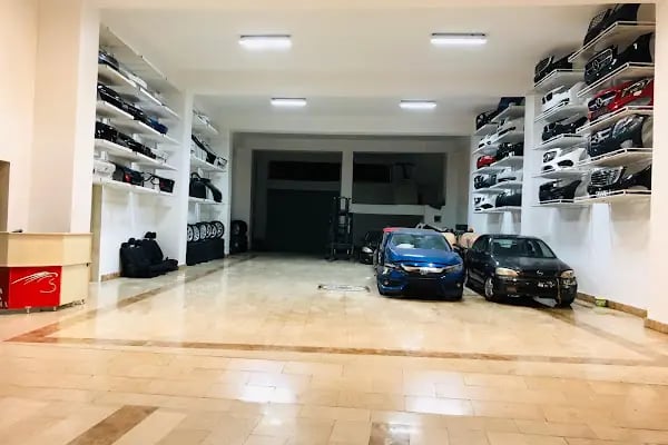 Şahinler Otomotiv Hasarlı Oto Alım-Satım ve Çıkma Parça - Resim 6