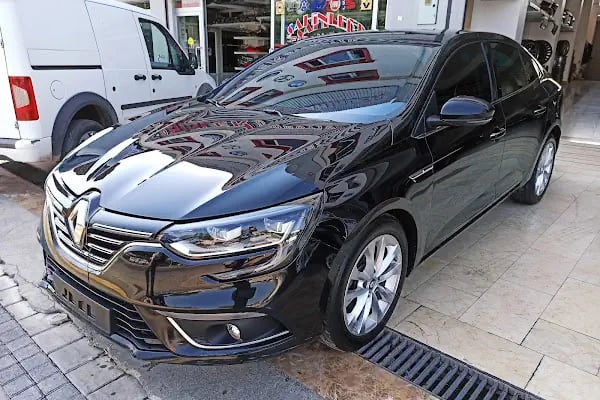 Şahinler Otomotiv Hasarlı Oto Alım-Satım ve Çıkma Parça - Resim 8