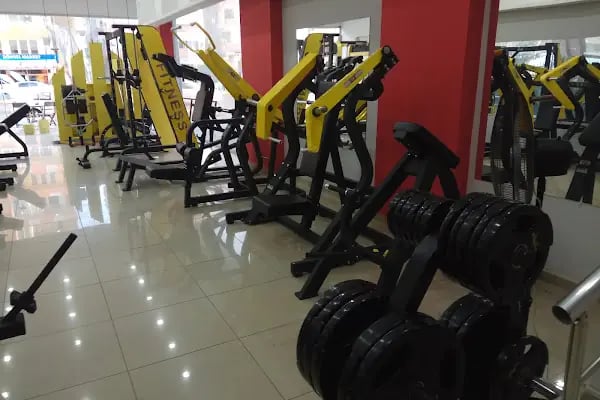 SKY Fitness Club - Resim 18