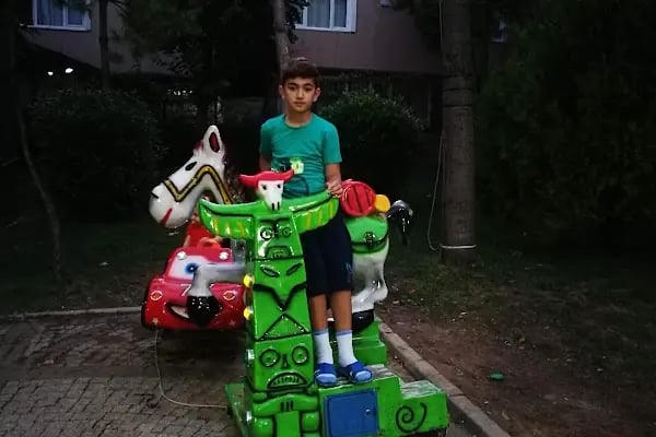 Bağcılar Belediyesi Seyit Çavuş Parkı - Resim 20