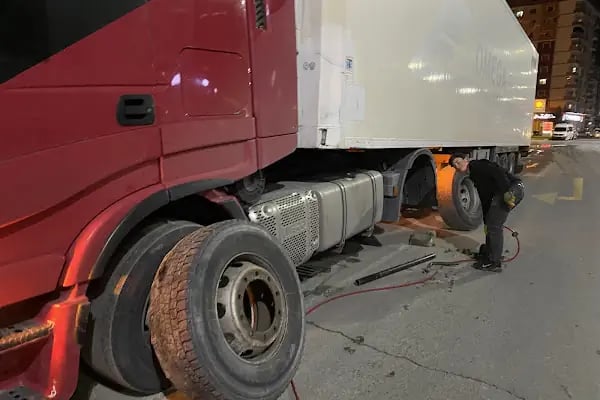 Şenol Oto Lastik 7/24 Yol Yardım - Resim 18