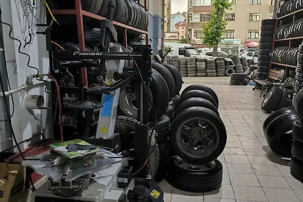 Şenol Oto Lastik 7/24 Yol Yardım - Resim 10