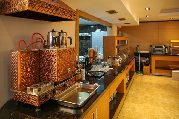 New Gate Hotel - Resim 6