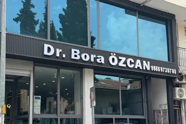 Dr. Bora Özcan - Medikal Estetik Hekimi - Resim 2