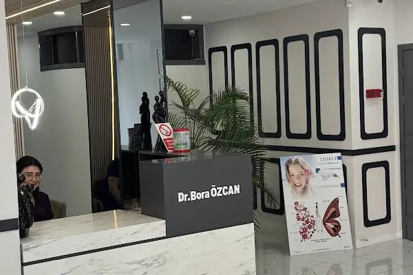 Dr. Bora Özcan - Medikal Estetik Hekimi - Resim 1
