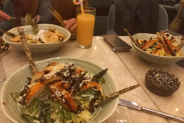 Cassava Cafe & Restaurant - Resim 6