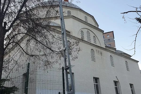İşçı Blokları Merkez Camii - Resim 3