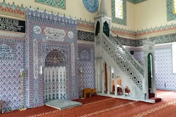 İşçı Blokları Merkez Camii - Resim 14